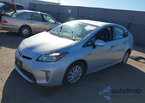 2012 Toyota Prius Plug-In из США, поврежденный, VIN JTDKN3DP8C3020339